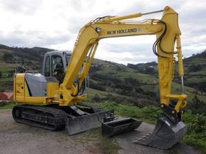 Miniexcavadora New Holland E80-2