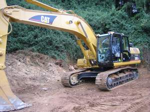 Retroexcavadora Caterpillar 325 C Oruga